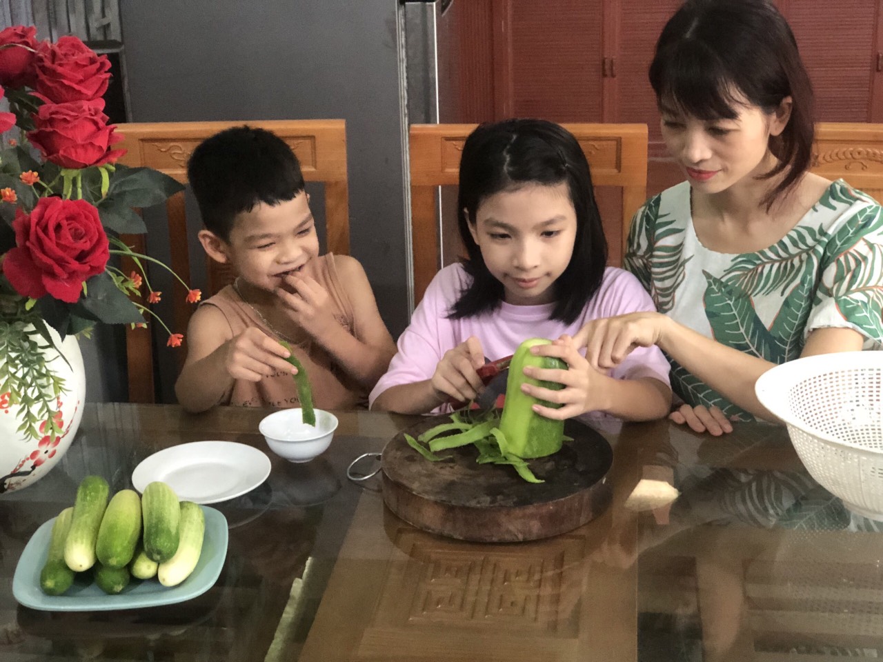 Cùng con trẻ vượt qua mùa dịch 